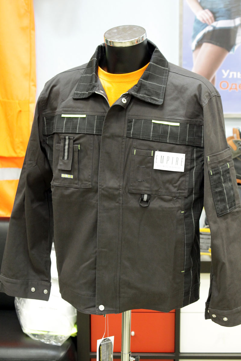 Куртка ОЛЬЗА вид спереди с макетом логотипа